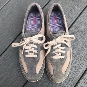 🎁Keds suede tennis lace up